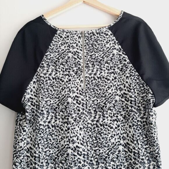 BANANA REPUBLIC High-Low Hem Lightweight Short Sleeve Leopard Blouse Top Sz XL - Picture 7 of 11